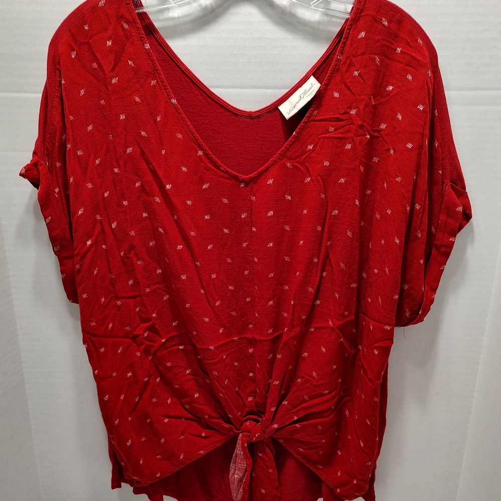 Universal Thread Off the shoulder Tie Front Top Large